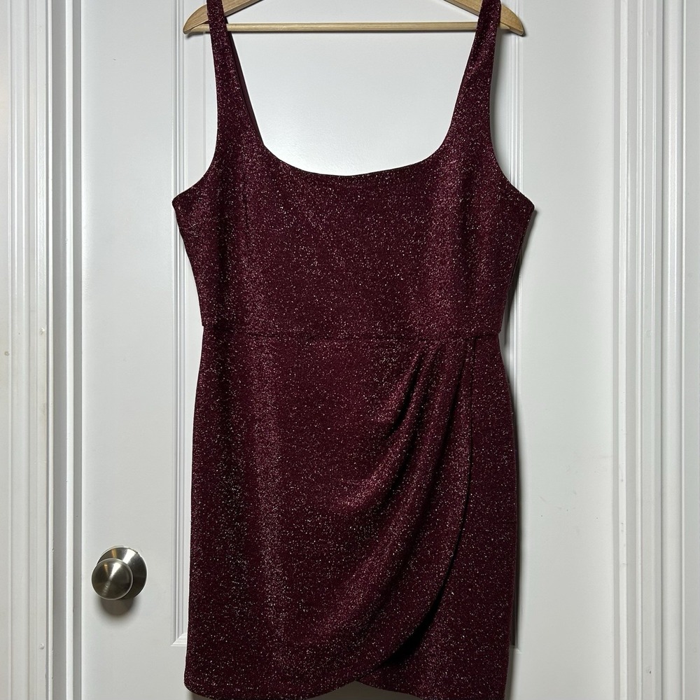 Mi Ami Burgundy Shimmer Draped Hem Bodycon‎ Mini Dress Old Hollywood Glam Style
